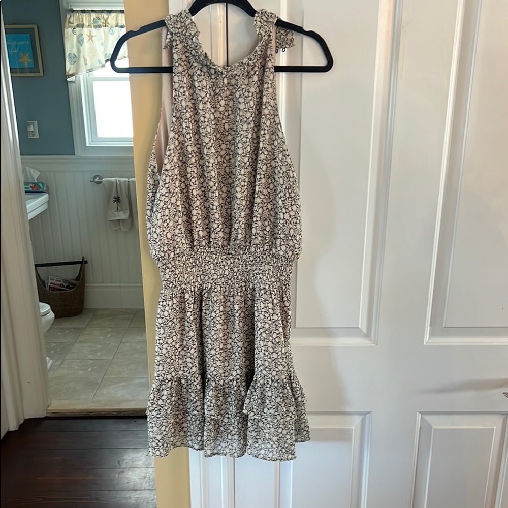 Floral Sleeveless Dress - Black and White